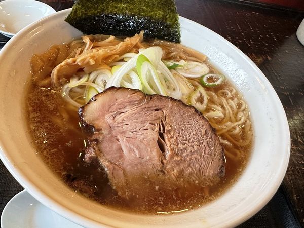 「らーめん（大盛）＋ギョーザ3ケ」@らーめんはるか86の写真