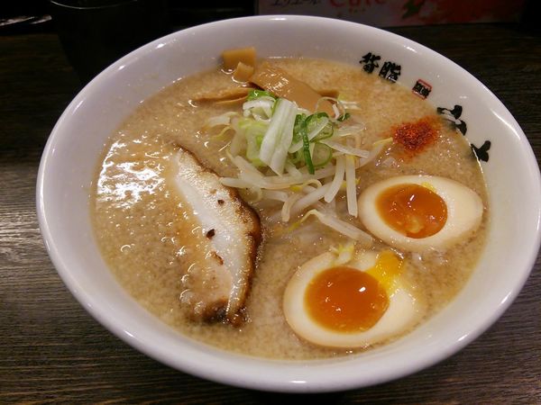 「背脂醤油」@背脂らーめん 宮本 西池袋店の写真