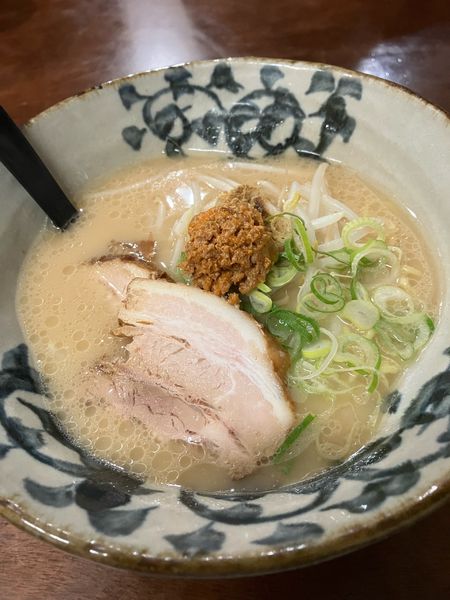 「あごだし白湯ラーメン」@麺家 ひばりの写真