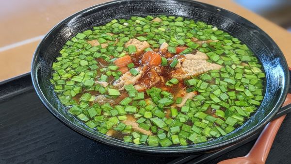 「スタミナニララーメン（900円）」@美野里パーキングエリア（上り線）フードコートの写真