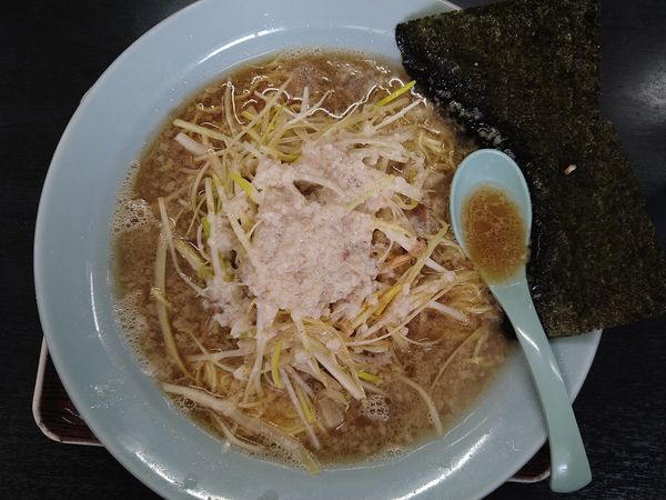 「ねぎラーメン（アブラ多め）＋中盛」@ラーメン丸子屋の写真