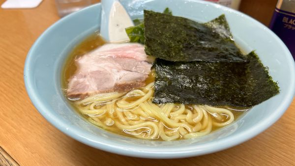 「しょうゆらーめん」@なかむら屋の写真