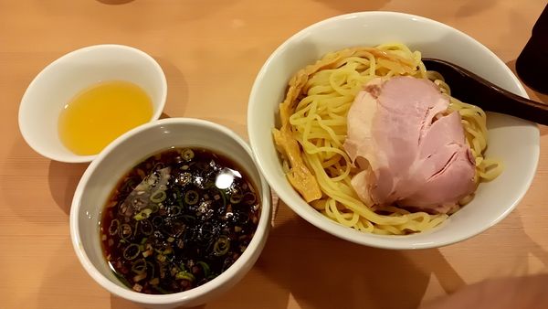 「つけ麺大盛」@らぁ麺 みうら 上野毛店の写真