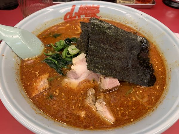 「辛味噌らーめん大辛」@ラーメン山岡家 伊勢崎宮子店の写真