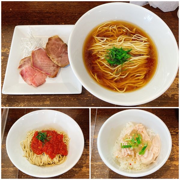 「【3周年限定】感謝のコーチンらぁめん3＋トマト和え玉＋鶏チャ丼」@らぁめんひろりんの写真