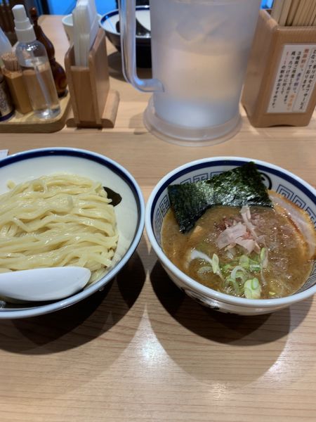 「濃厚つけめん(900円)」@中華そば つけめん 玉 新宿店の写真