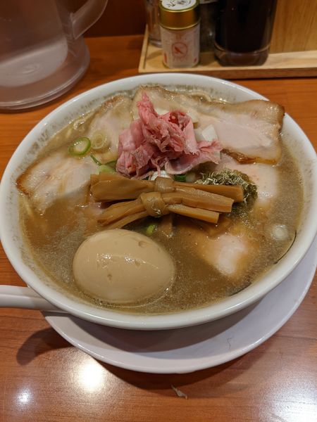 「濃口特製煮干そば」@中華そば ひらこ屋 東京ラーメンストリート店の写真