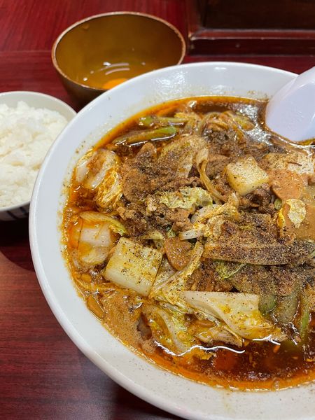 「限定 すず喜ブラウンソバ 生卵 小ライス」@鶏こく中華 すず喜の写真