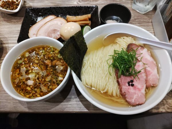 「特製醤油つけ麺」@だれやめやの写真