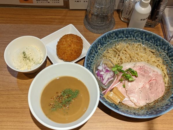 「限定シャンピニオンつけsoba」@鶏Soba Toraやの写真