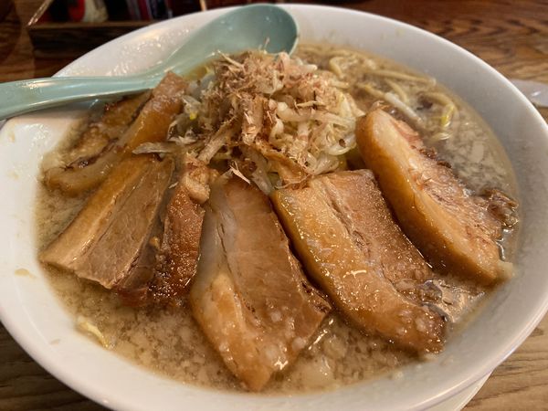 「豚ラーメン大盛り」@ラーメン・つけ麺 笑福 米子陰田店の写真
