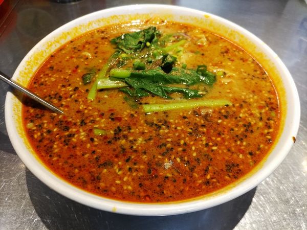 「担々刀削麺」@四季煲坊の写真