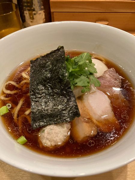 「味玉醤油そば」@饗 くろ㐂の写真