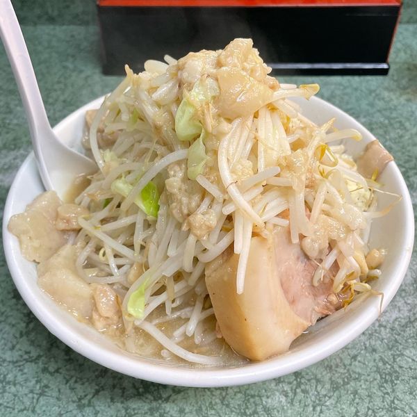 「小らーめん」@ラーメン二郎 新宿小滝橋通り店の写真