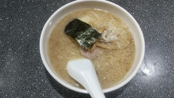 「醤油らーめん800円」@丸富の写真