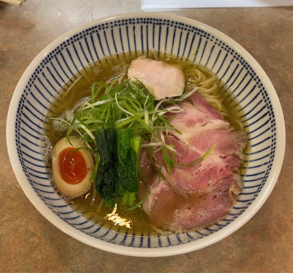 「塩らーめん（900円）」@ラーメン虎一番の写真