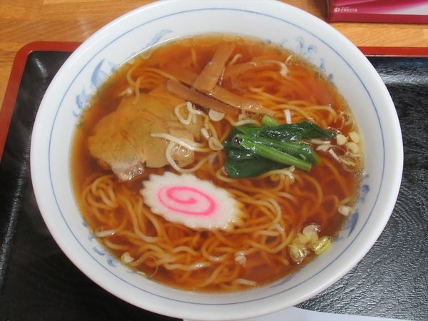 「ラーメン（600円）」@萬瀬食堂の写真