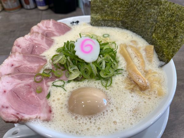 「鶏そば　全部乗せ」@鶏そば 啜る 小牧分店の写真