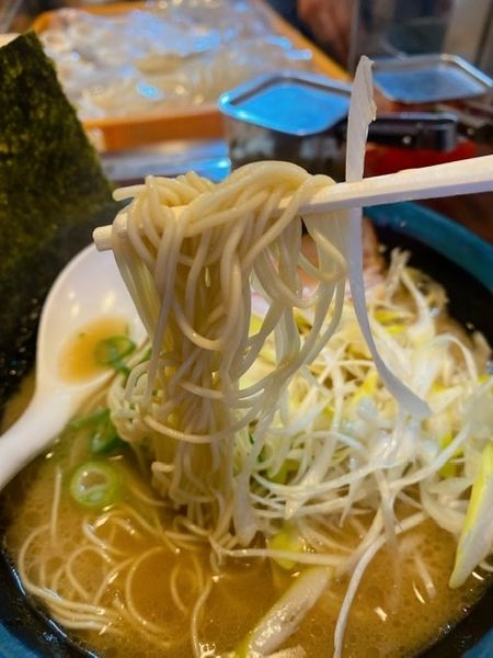 「らーめん　＋白ネギ」@もとまるの写真