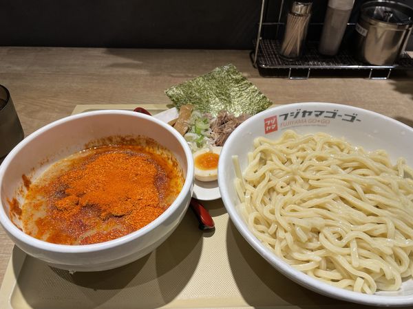 「つけ麺レッド　￥１０３４」@フジヤマ55 メイカーズピア店の写真