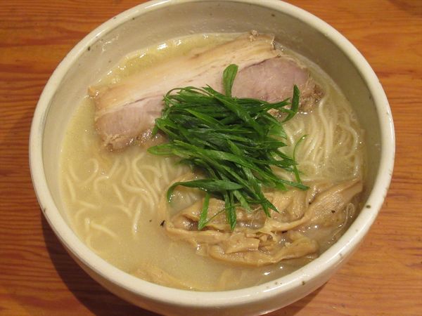 「らーめん（850円）」@麺屋 臥龍の写真