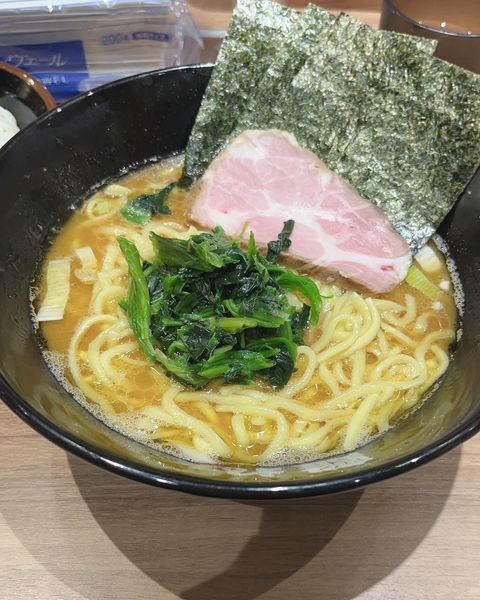 「ラーメン中」@ラーメン武蔵家 HANAREの写真