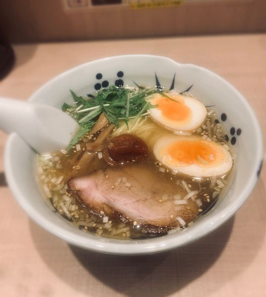 「梅しおらーめん（固め￥900）＋縁玉（￥150）」@与ろゐ屋の写真