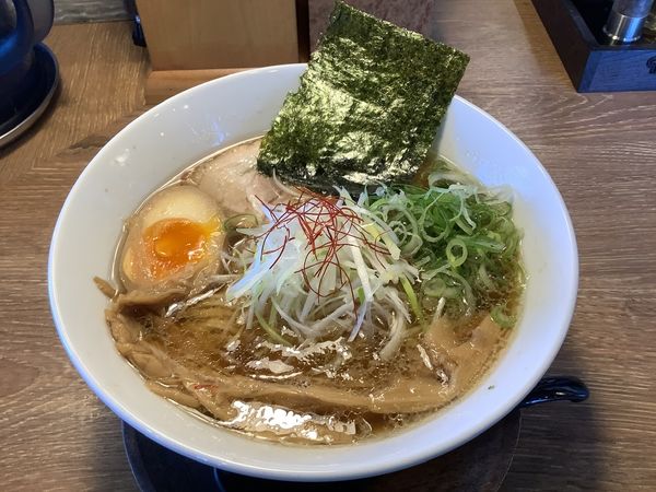 「中華そば（醤油）850円」@パイタンラーメン キャトル鷹匠の写真