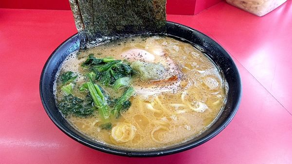 「ラーメン並」@ラーメン杉田家の写真