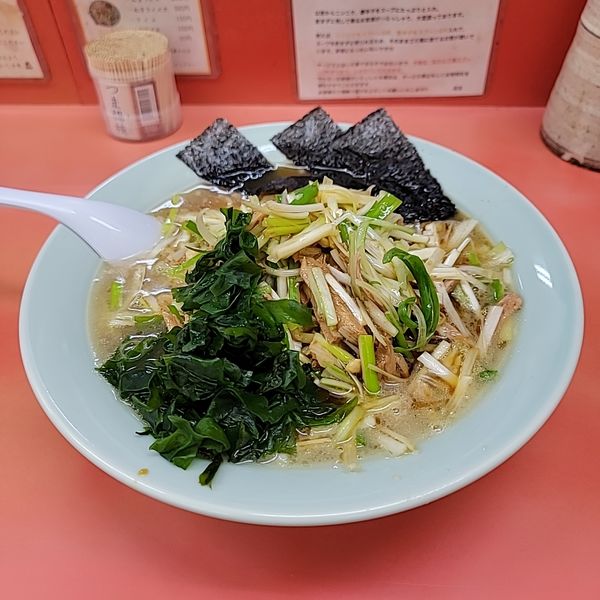 「ネギラーメン小ネギ」@ラーメン関口の写真