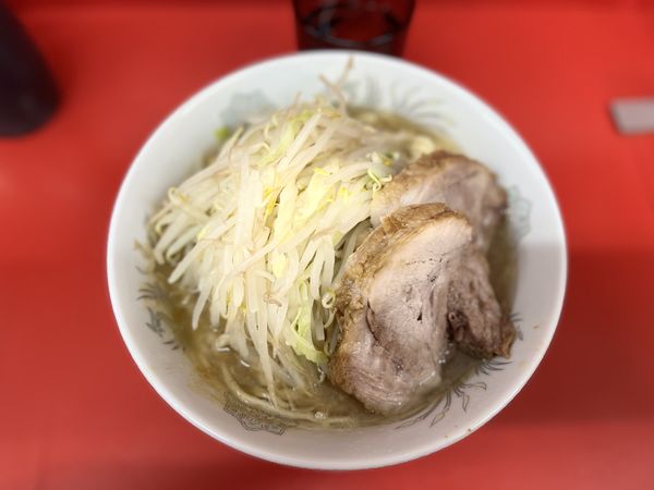「小ラーメン(麺半分.野菜少なめ.ニンニク少し)800円」@ラーメン二郎 一橋学園店の写真