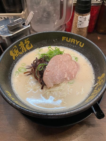 「ラーメン」@とんこつラーメン博多風龍 上野店の写真