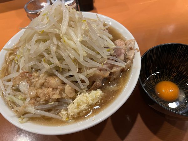 「豚麺小（豚2枚）　生玉子」@麺屋 長次郎の写真