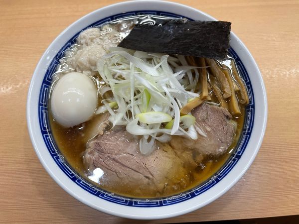 「煮干し中華(¥750) だし玉(¥100)」@らぁ麺と肴 榊の写真