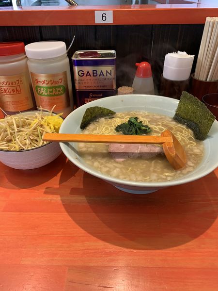 「朝ラーメン大盛り＋ネギ丼」@ラーメンショップ椿 春日部南桜井店の写真