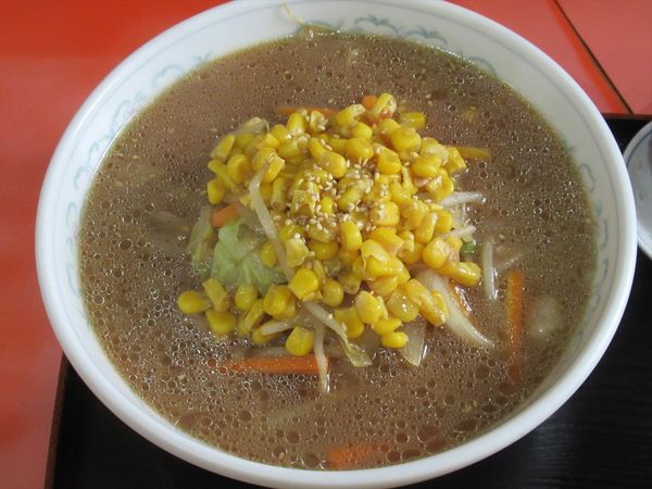 「みそコーンラーメン（800円）」@中華 大平の写真