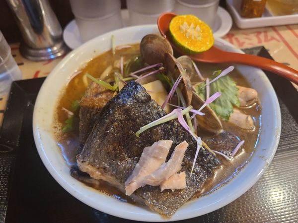 「北海あさりの塩そば11/17」@ラーメン愉悦処 似星の写真