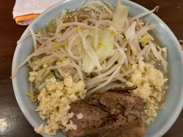 「らーめん（豚１枚）200g　ニンニクマシマシ」@龍麺 ふえ郎の写真