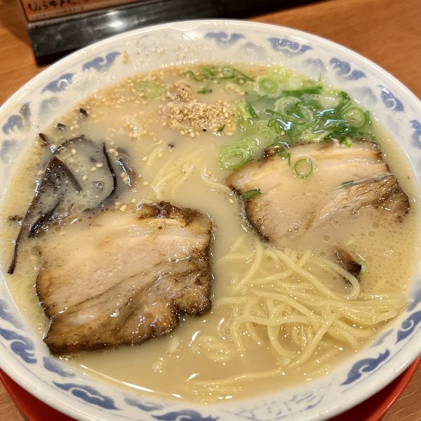 「亀王らーめん」@九州らーめん 亀王 道頓堀店の写真