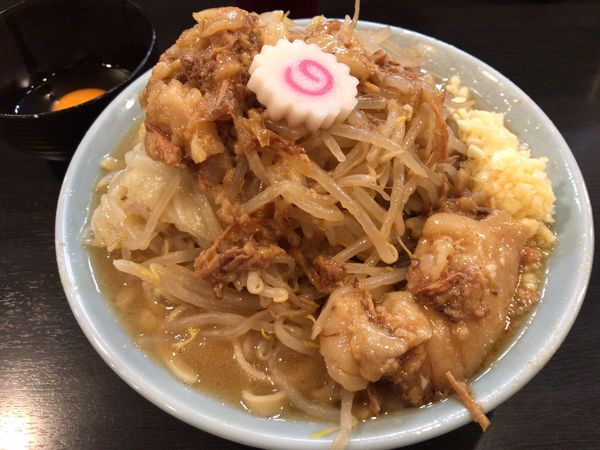 「ラーメン(全部)+生玉子 1020円」@自家製麺 No11の写真