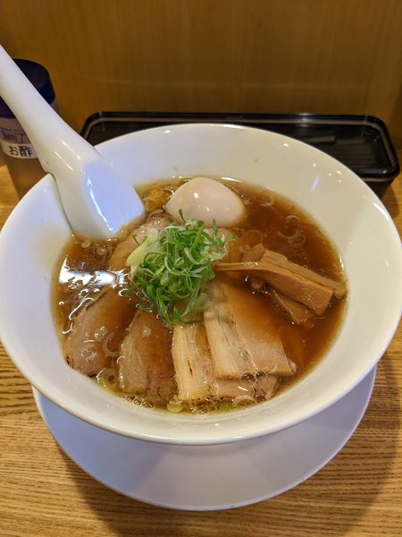 「特製中華そば」@らぁ麺 THE FACTORYの写真