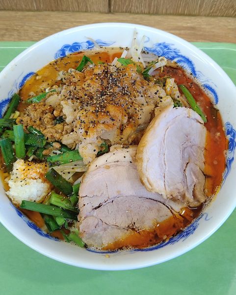 「スタミナラーメン+豚2枚」@ジャンクガレッジ フォレオ菖蒲店の写真