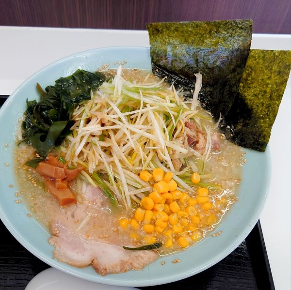 「塩ネギラーメン940円」@ラーメンショップ 北川辺店の写真
