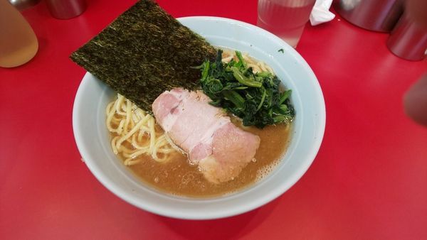 「並」@横浜ラーメン 武蔵家 大井町店の写真