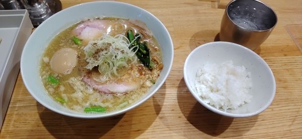 「味噌そば+味玉、ご飯(小)」@地球の中華そばの写真