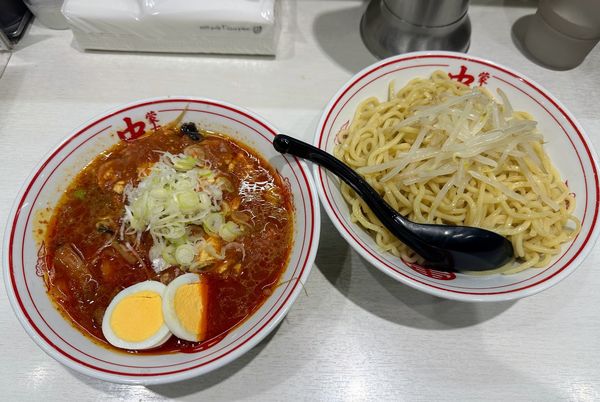 「冷やし五目蒙古タンメン+大盛」@蒙古タンメン 中本 川崎店の写真
