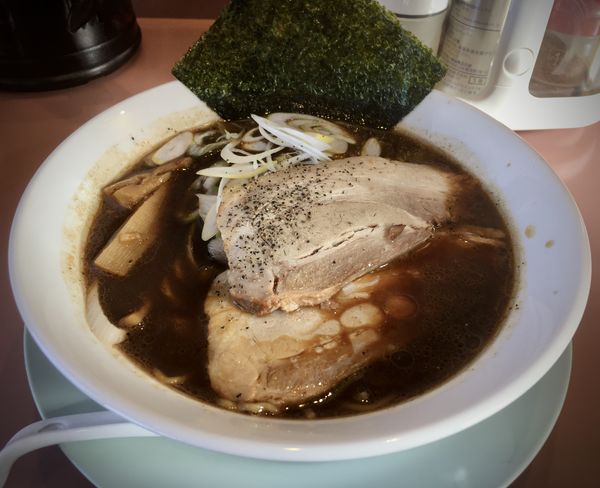「ブラックらーめん(740¥)」@らーめん餃子 一行三昧の写真