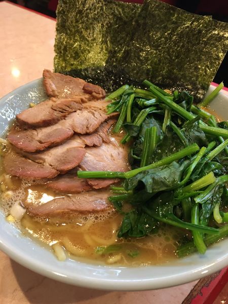 「チャーシュー麺　ほうれん草」@横浜家系ラーメン 黄金家の写真