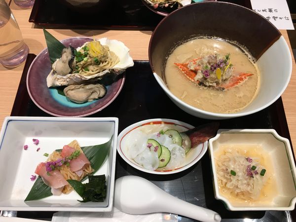 「【寿製麺 よしかわ】うみのそば」@ラーメンWalkerキッチンの写真