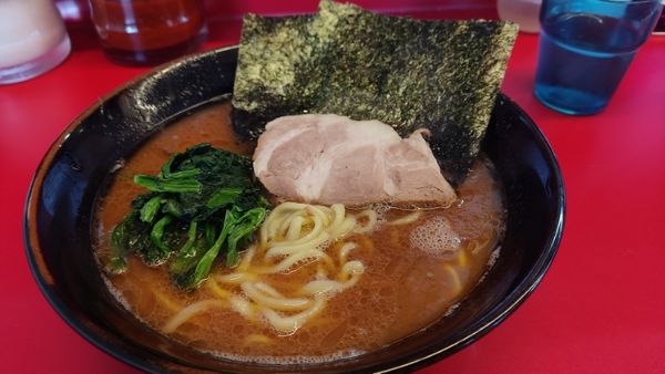 「らーめん並（650円）」@家系ラーメン 佐々喜家の写真